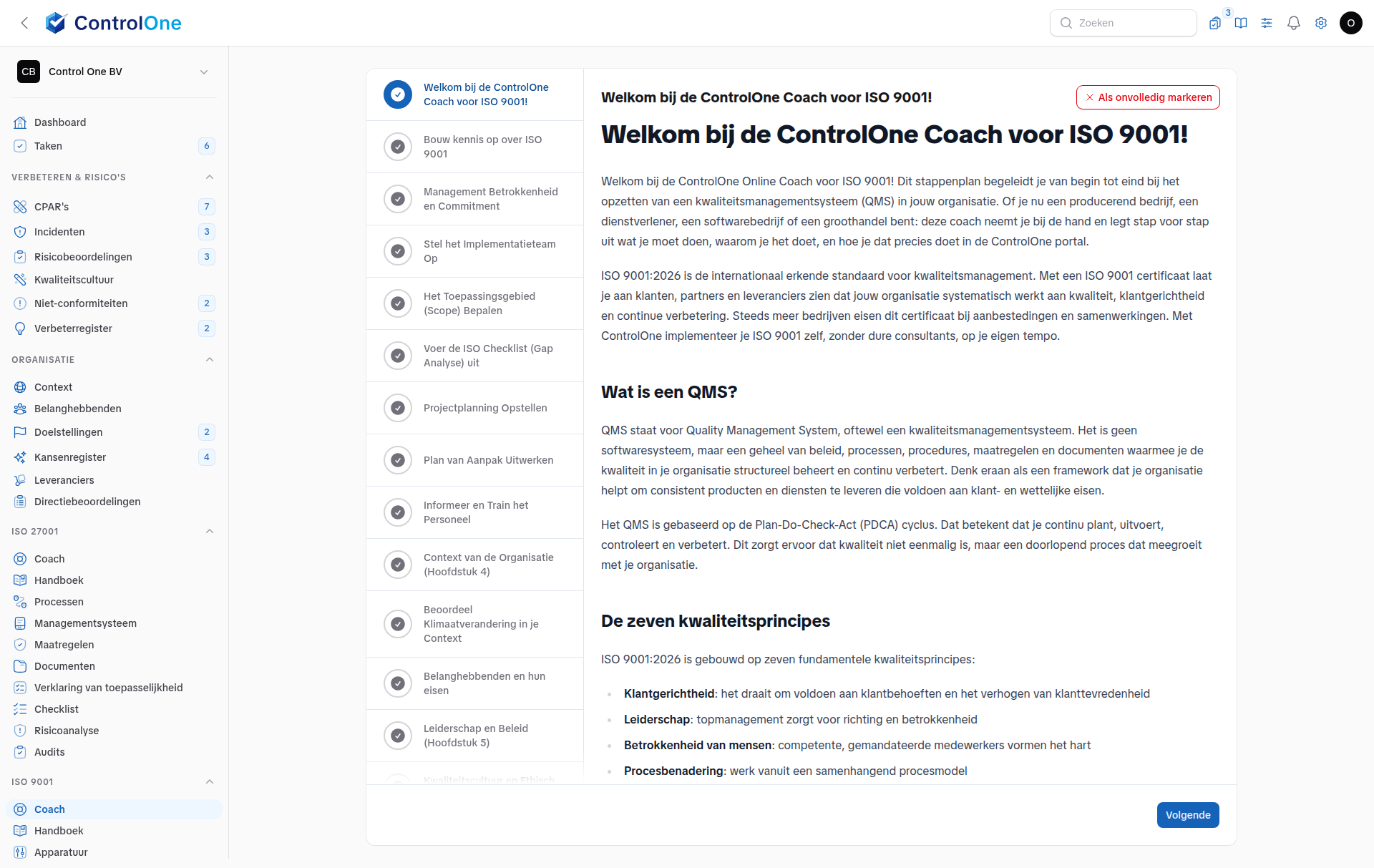 De ISO 9001 implementatiecoach in Control One, met de zeven kwaliteitsprincipes en de stappen per clausule